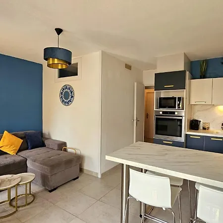 Apartment Grand T4 Avec Terrasse Coeur Barcares, A 100m Le Barcares